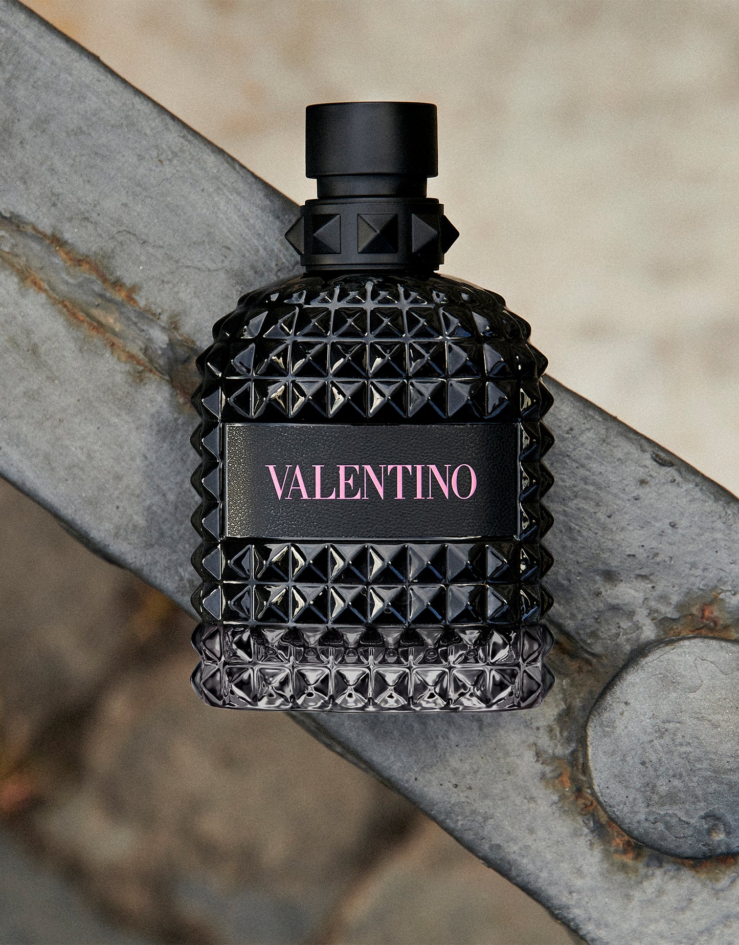Valentino Uomo Born in Roma